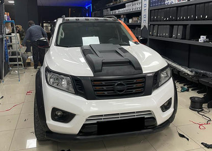 NISSAN NAVARA 2015+ SPORTY LOOK HOOD VENT - ABS -