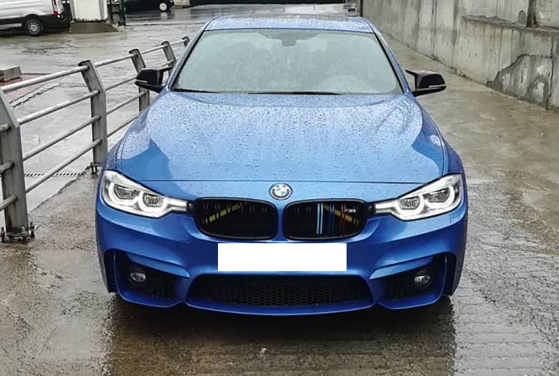 BMW SERIE 3 F30 F31 CALOTTE ADESIVE SPECCHI SPECCHIETTI RETROVISORI NERO LUCIDO AUTOELEGANCERICAMBI