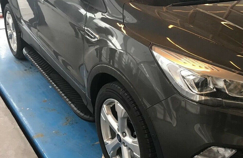 PEDANE LATERALI NERE - KIA SPORTAGE 2004-2009 SOTTO PORTA ANTISCIVOLO