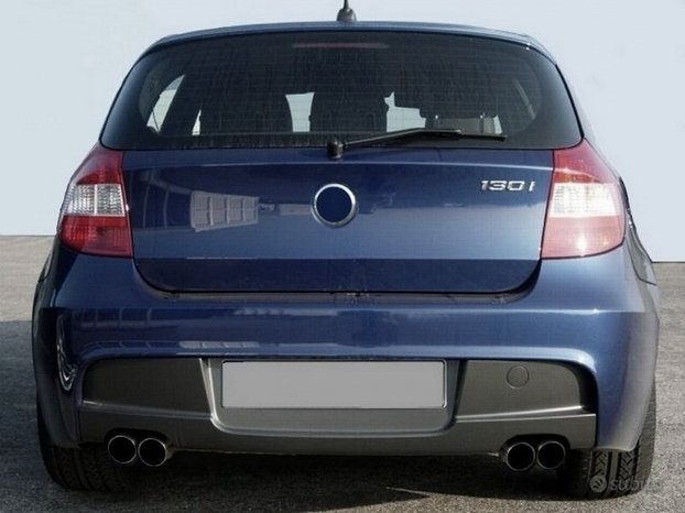 BMW SERIE 1 E87 / E81 PARAURTI POSTERIORE M A DOPPIO SCARICO AUTOELEGANCERICAMBI