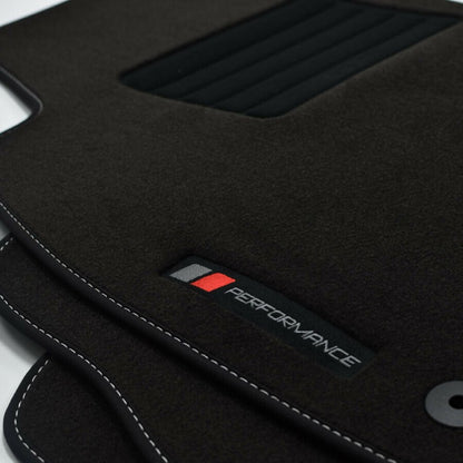 AUDI A4 8E B6 B7 2000-2007 SET TAPPETINI IN VELLUTO DI ALTA QUALITA' SPECIFICO AUTOELEGANCERICAMBI