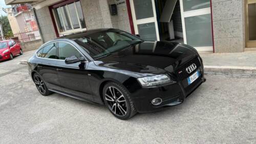 GRIGLIA ANTERIORE adatto per AUDI A5 2007 AL 2011 CALANDRA LOOK RS5 NERA look