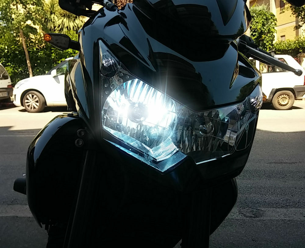 KAWASAKI Z1000 Z75 KIT XENON H7 LED + LUCI POSIZIONE T10 5SMD BIANCO GHIACCIO