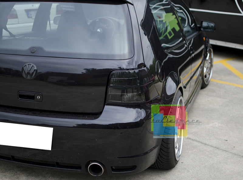VW Golf 4 1997-2004 FARI POSTERIORI FUME&apos; NERI FANALI SPORTIVI LOOK TUNING