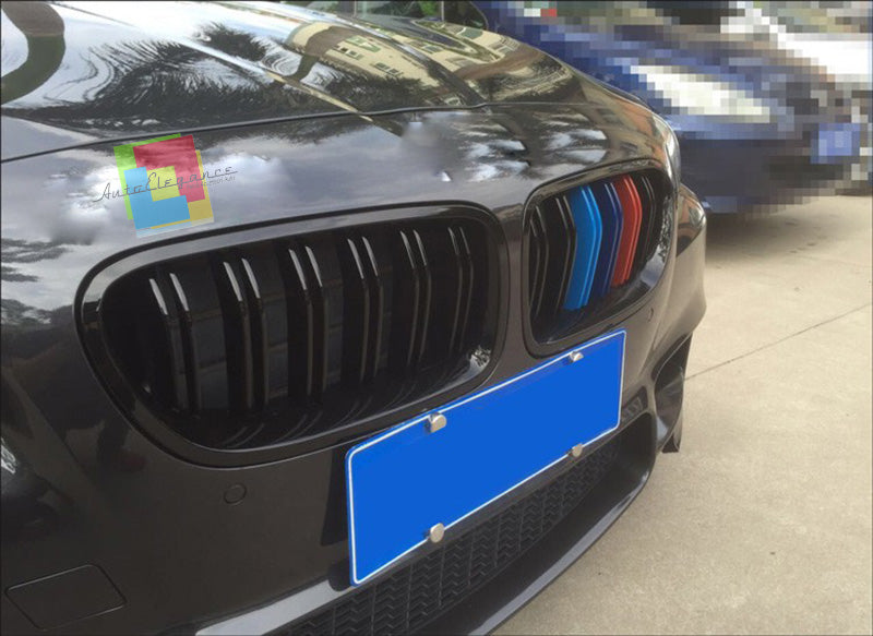 CALANDRA DOPPIA STRISCIA BMW SERIE 5 F10 F11 2010+ GRIGLIE ANTERIORI LOOK M5 AUTOELEGANCERICAMBI