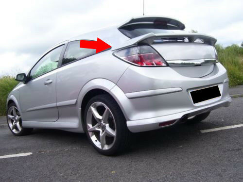 OPEL ASTRA H GTC 3 PORTE 2005-2010 SPOILER POSTERIORE SUL COFANO -.