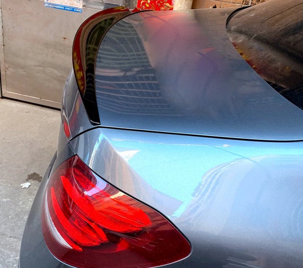 MERCEDES E-CLASS W213 2016+ AMG LOOK GLOSS BLACK REAR HOOD SPOILER