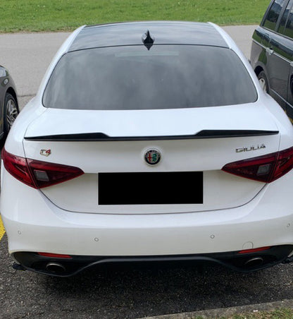 ALFA ROMEO GIULIA HOOD SPOILER FROM 2015+ SPORTY DESIGN IN CARBON ABS