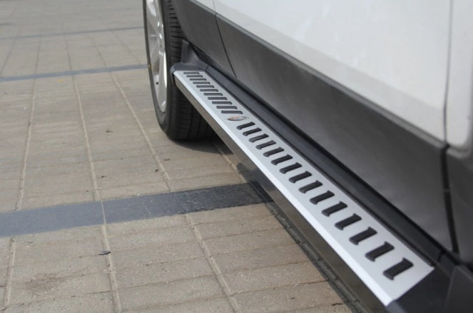 PEDANE LATERALI OPEL MOKKA / MOKKA X 2012+ SOTTO PORTA ANTISCIVOLO