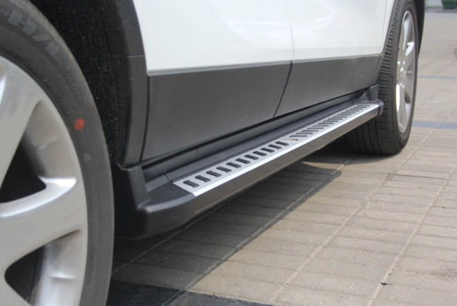 PEDANE LATERALI OPEL MOKKA / MOKKA X 2012+ SOTTO PORTA ANTISCIVOLO