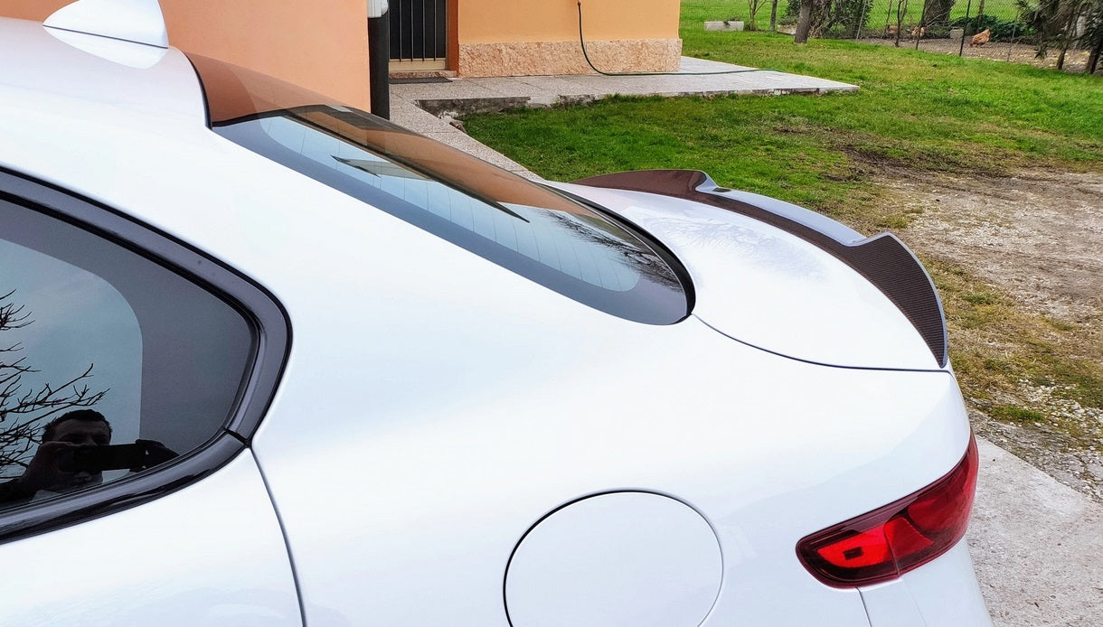 ALFA ROMEO GIULIA HOOD SPOILER FROM 2015+ SPORTY DESIGN IN CARBON ABS