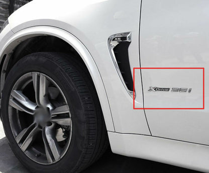 BMW X3 X4 X5 X6 1x LOGO X DRIVE 4.0 DECORATIVO CROMATO E NERO ADESIVO AUTOELEGANCERICAMBI