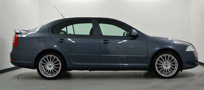 SPOILER POSTERIORE SUL COFANO SKODA OCTAVIA II 2 04-09 ALETTONE LOOK RS