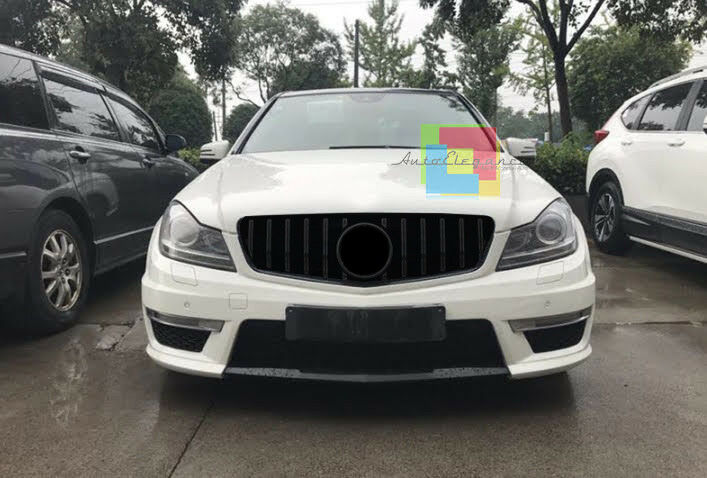 GRIGLIA ANTERIORE MERCEDES C W204 07-14 MASCHERINA AMG NERO LUCIDO MASCHERINA
