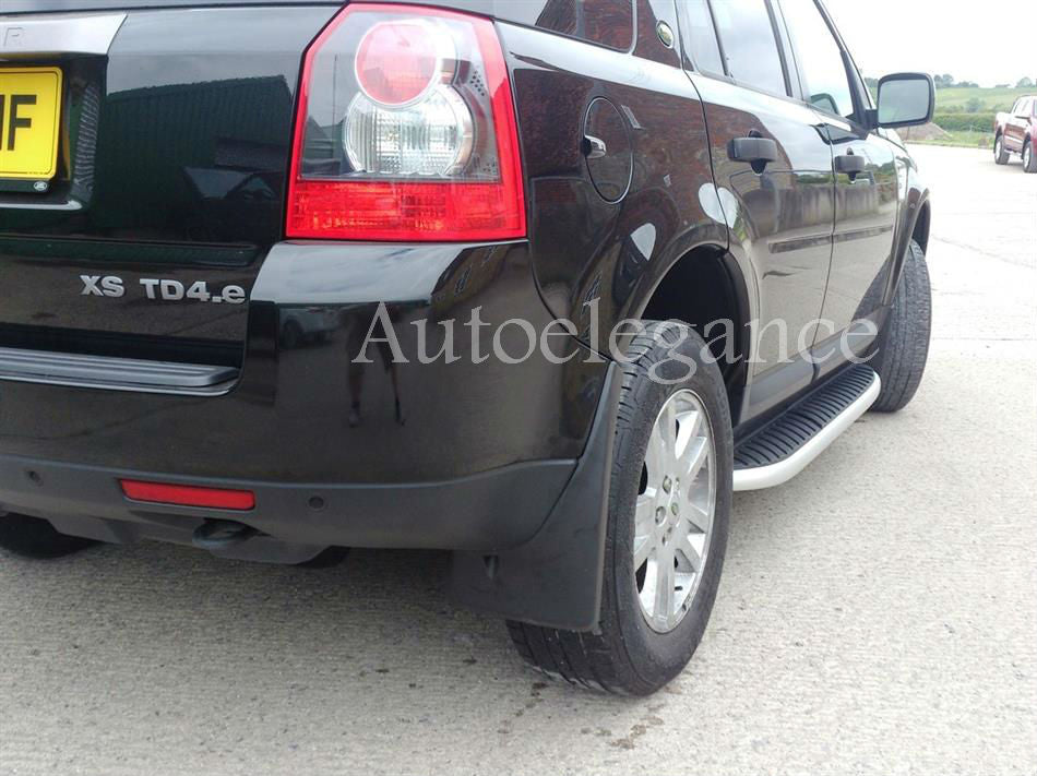 PEDANE LATERALI LAND ROVER FREELANDER II 2007+ SOTTOPORTA IN ALLUMINIO .-