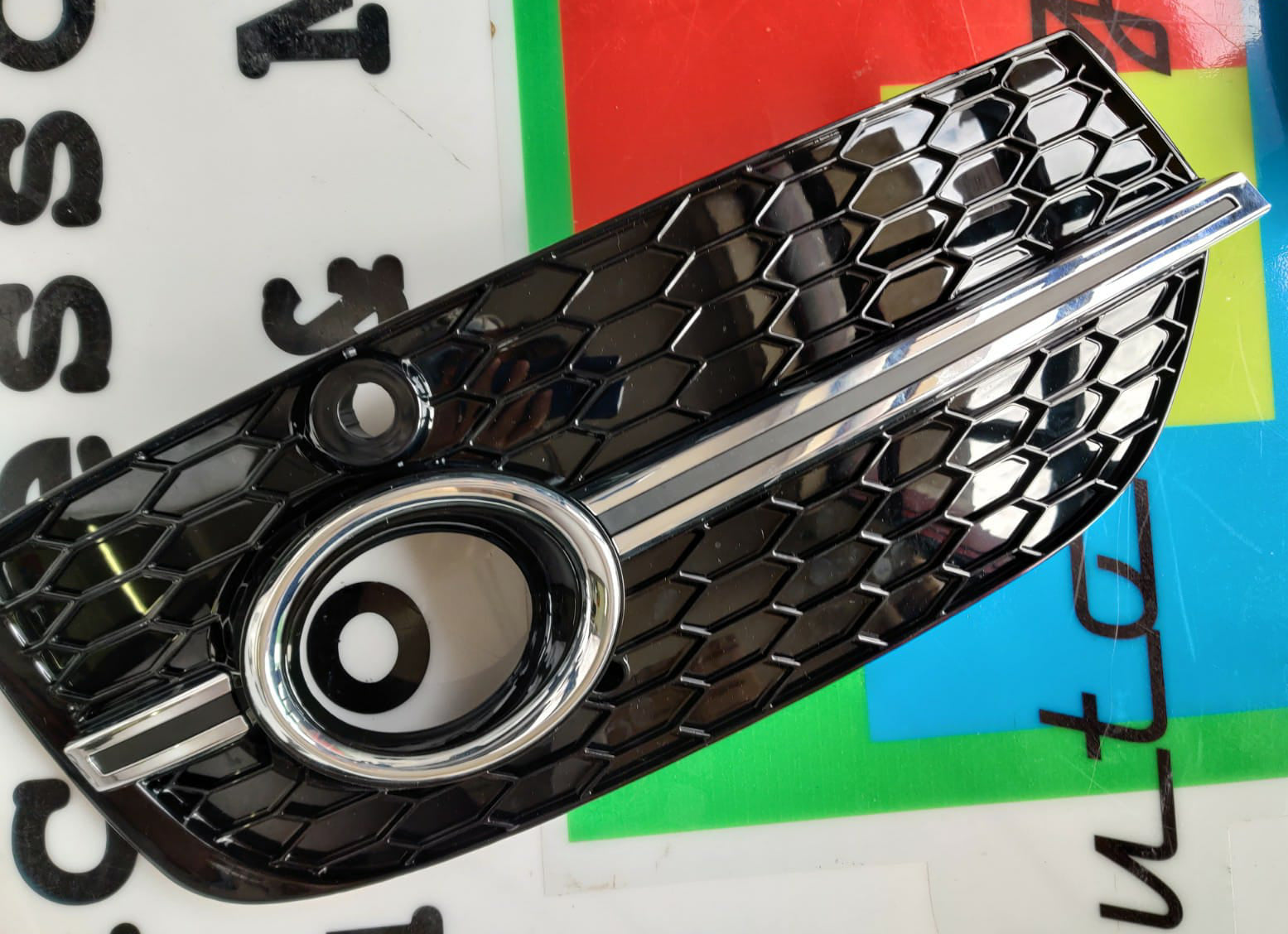 AUDI Q3 8U 2012-2015 GRIGLIE FENDINEBBIA RSQ3 SQ5 DETTAGLI CROMATI NIDO D'APE - AUTOELEGANCERICAMBI