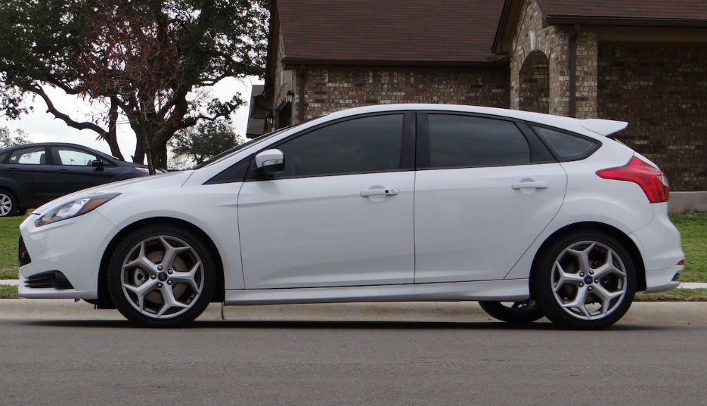 SPOILER SUL LUNOTTO POSTERIORE FORD FOCUS 3 MK3 2011+ ALETTONE LOOJ RS