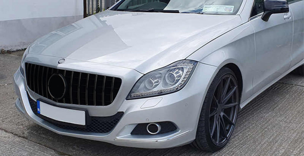 GRIGLIA ANTERIORE MERCEDES CLS C218 X218 2011 AL 2014 PROFILI NERI
