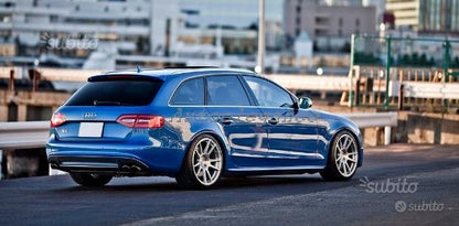 0046 AUDI A4 B8 8K AVANT BERLIN MINIGONNE LATERALI SOTTO PORTA LOOK SLINE S4 RS AUTOELEGANCERICAMBI