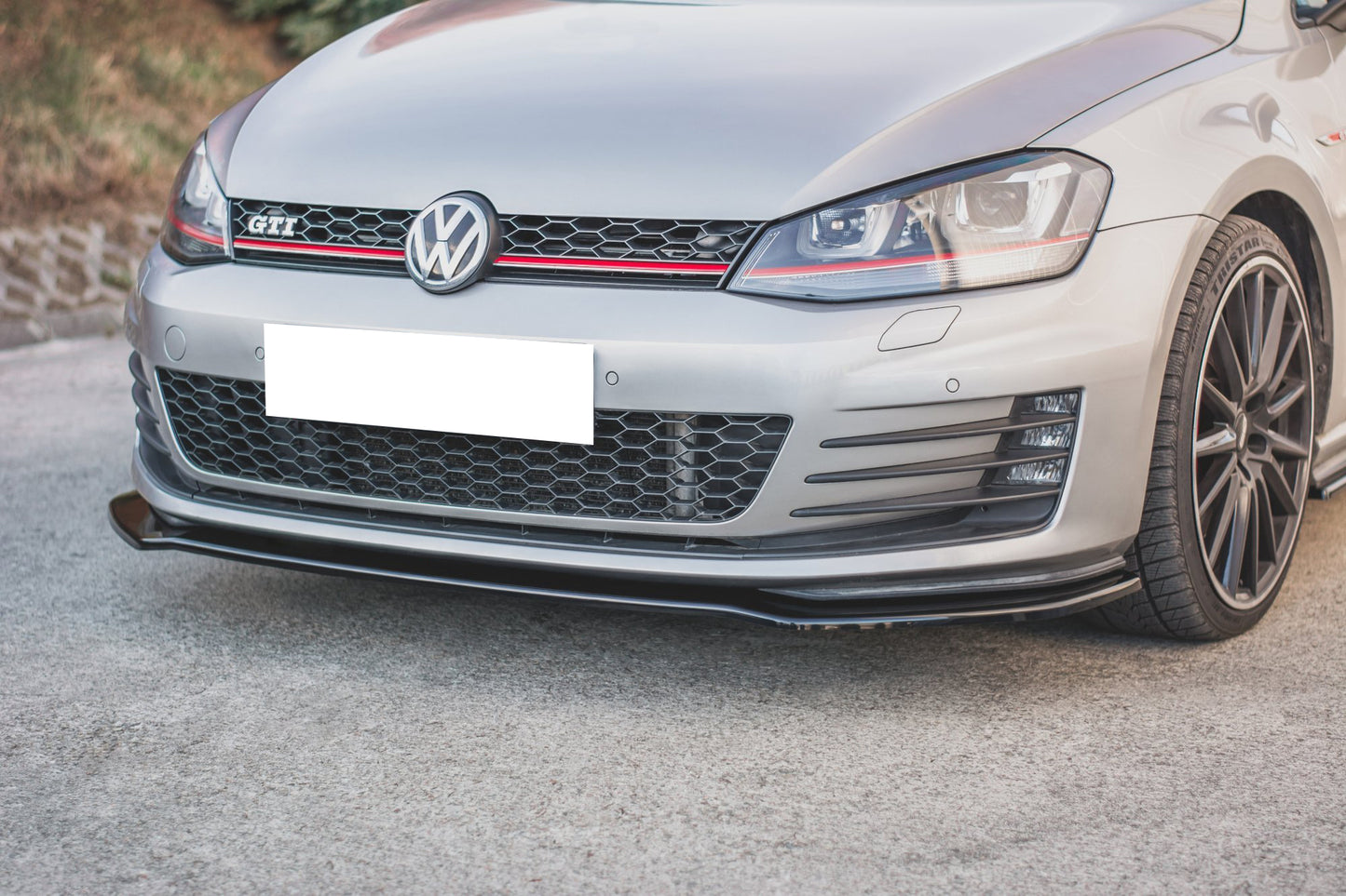 LIP SPOILER UNDER FRONT BUMPER VW GOLF 7 GTI ABS GLOSSY BLACK SPLITTER .-