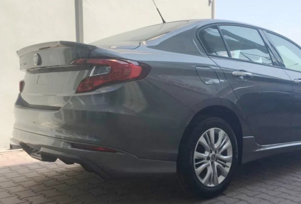 FIAT TIPO SALOON REAR SPOILER ON THE HOOD GLOSSY BLACK IN ABS