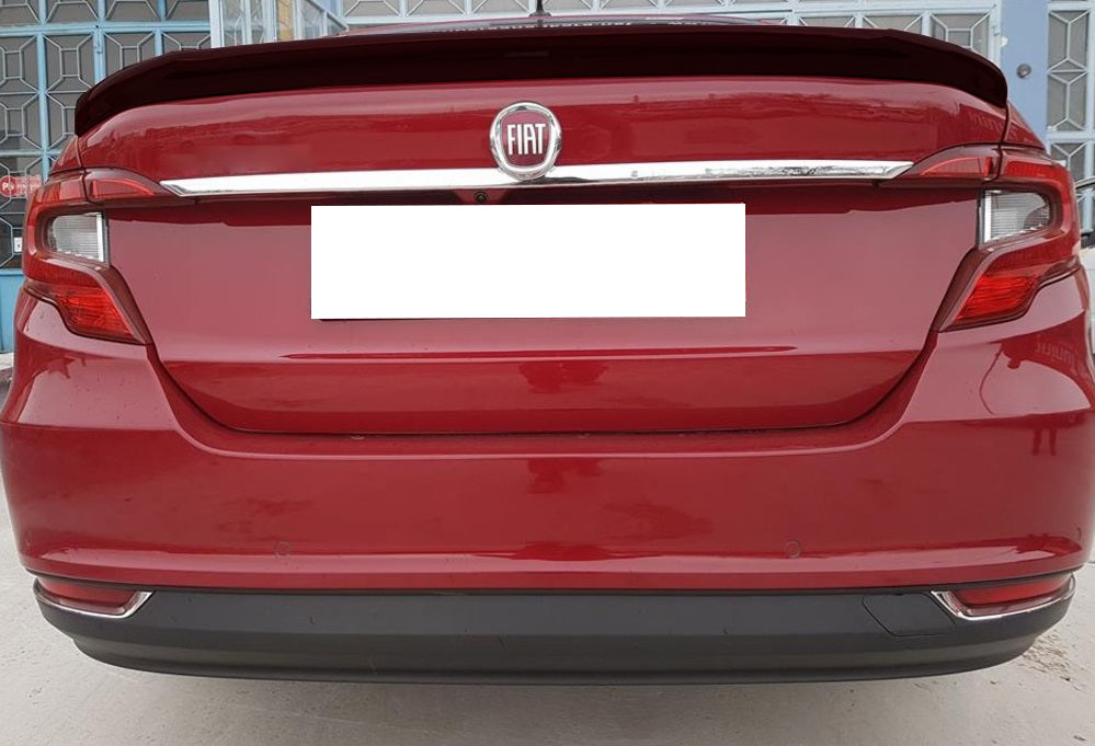 FIAT TIPO SALOON REAR SPOILER ON THE HOOD GLOSSY BLACK IN ABS