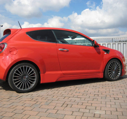 ALFA ROMEO MITO MINIGONNE LATERALI SOTTO PORTA ABS / PLASTICA LOOK SPORTIVO AUTOELEGANCERICAMBI