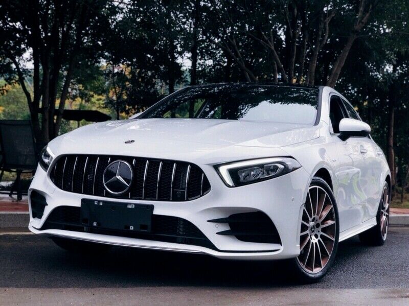 GRIGLIA ANTERIORE NIDO D'APE PER MERCEDES CLASSE A W177 MASCHERINA AMG