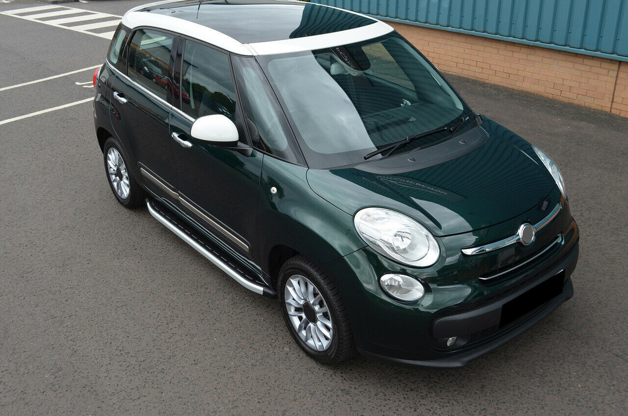 PEDANE LATERALI PER FIAT 500L 2012 IN POI SOTTO PORTA ANTISCIVOLO