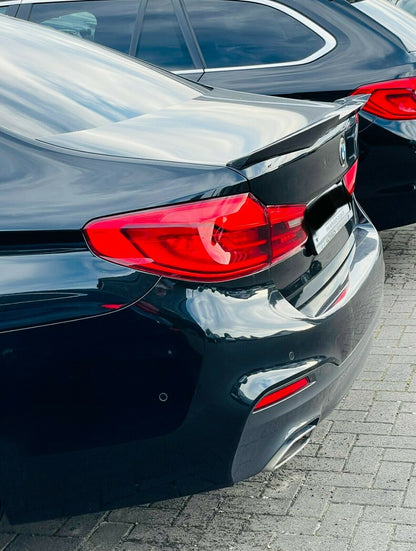 SPOILER POSTERIORE SUL COFANO BMW SERIE 5 G30 2016 IN POI IN ABS NERO LUCIDO M5
