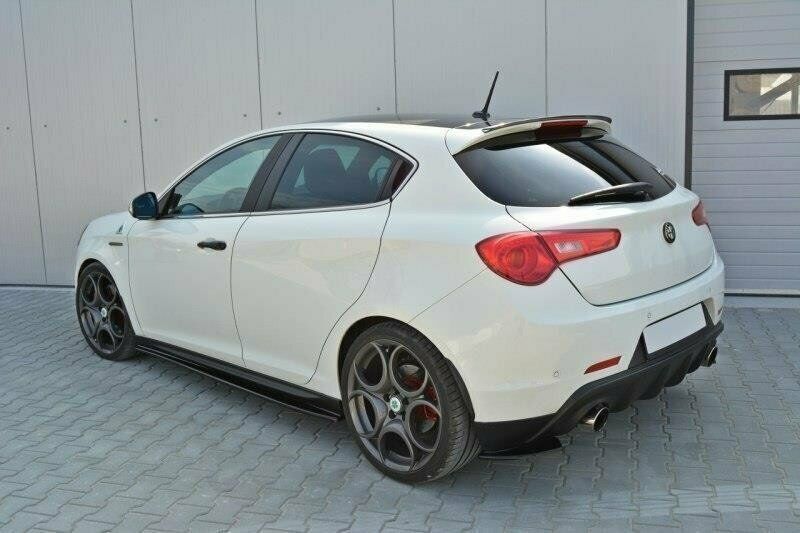 ALFA ROMEO GIULIETTA 2010-2020 FLAPS SOTTO MINIGONNE ABS NERO LUCIDO SPLITTER AUTOELEGANCERICAMBI