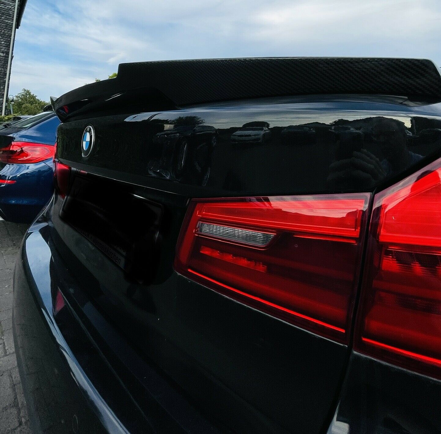 SPOILER POSTERIORE SUL COFANO BMW SERIE 5 G30 2016 IN POI IN ABS NERO LUCIDO M5