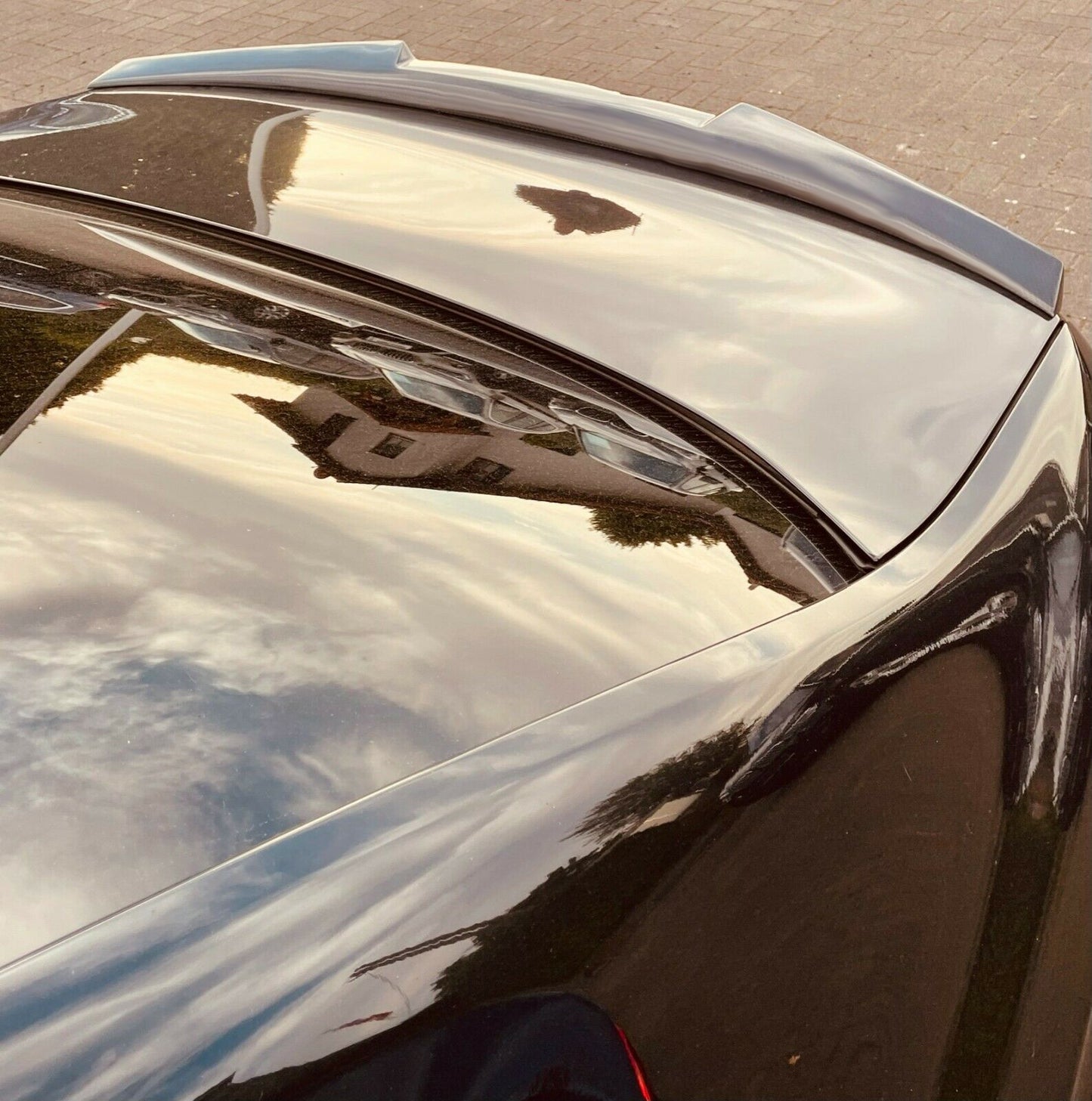 SPOILER POSTERIORE SUL COFANO BMW SERIE 5 G30 2016 IN POI IN ABS NERO LUCIDO M5