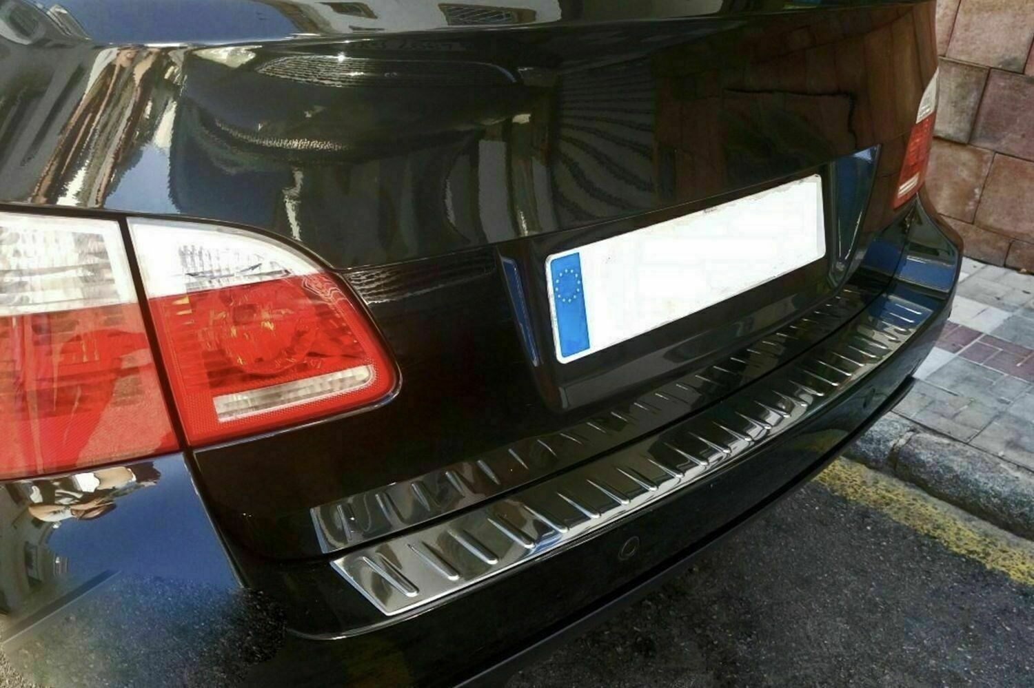 CROMATURA PROTEZIONE PARAURTI POSTERIORE BMW 5 E61 2003-2010 INOX ADESIVO 0032 AUTOELEGANCERICAMBI