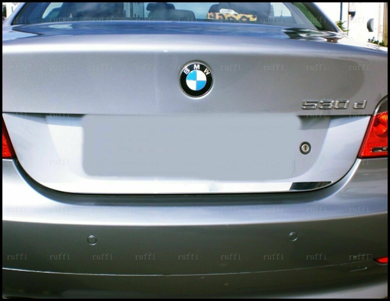 CROMATURA BAGAGLIAIO BMW SERIE 5 E60 2001-2010 ACCIAIO INOX ADESIVO 0032 AUTOELEGANCERICAMBI