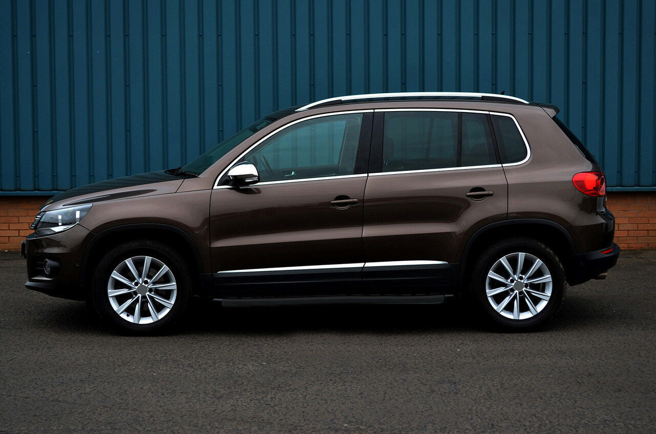 VW TIGUAN 2007-2015 PEDANE LATERALI SOTTO PORTA NERE ALLUMINIO