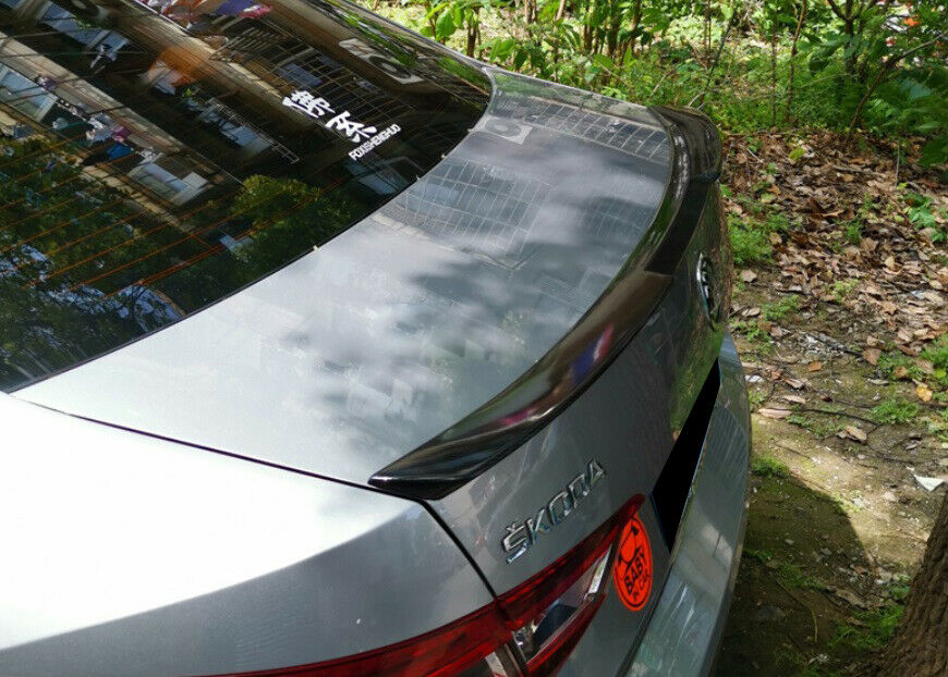 SKODA SUPERB III 2015-2019 SPOILER POSTERIORE SUL COFANO IN ABS NERO LUCIDO