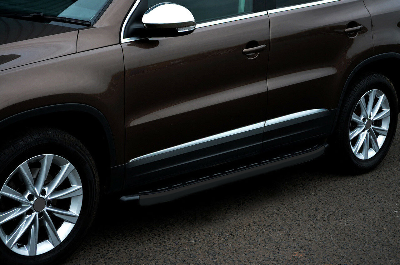 VW TIGUAN 2007-2015 PEDANE LATERALI SOTTO PORTA NERE ALLUMINIO