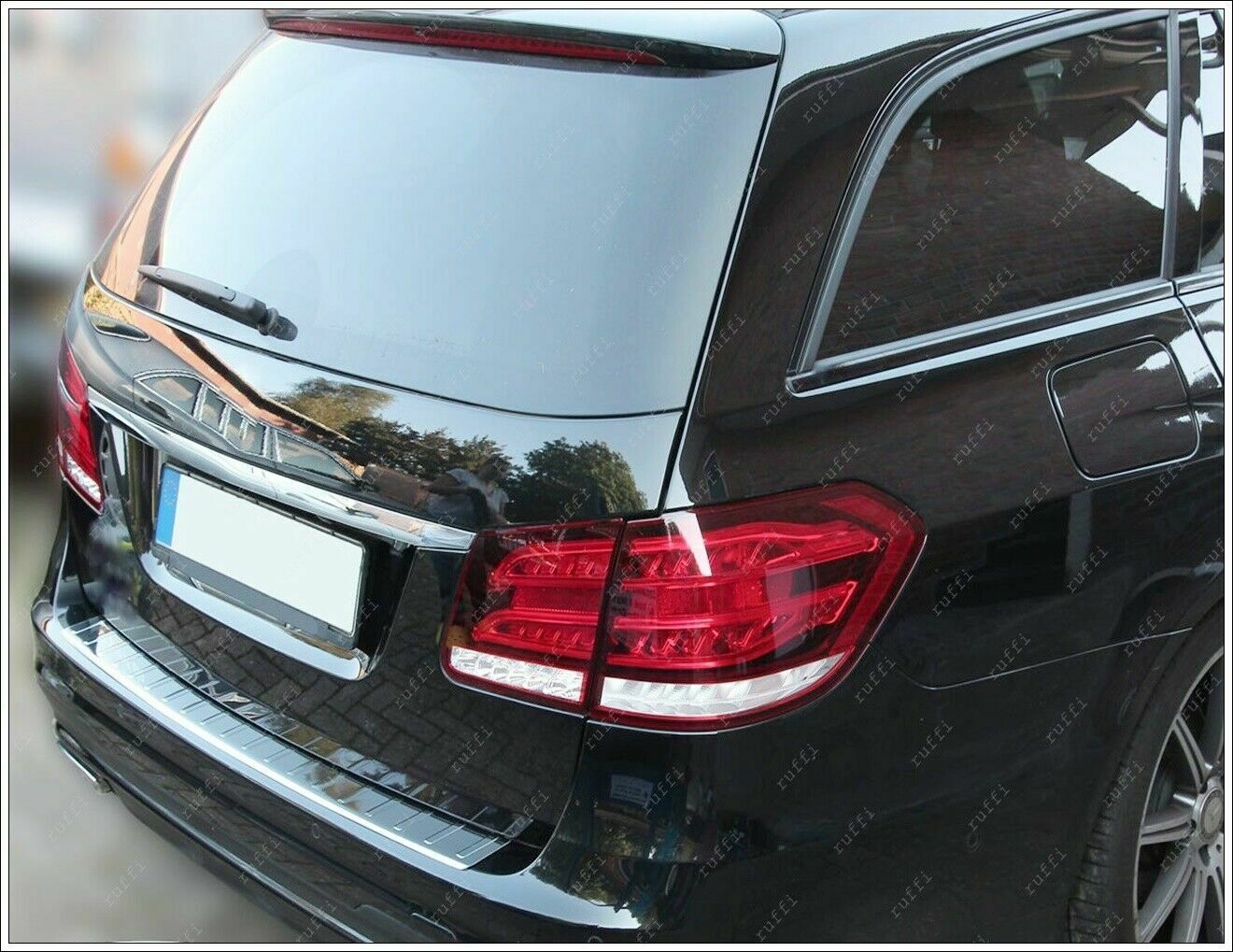 CROMATURA PROTEZIONE PARAURTI POST. MERCEDES E S212 W212 09-16 INOX ADESIVO 0032 AUTOELEGANCERICAMBI