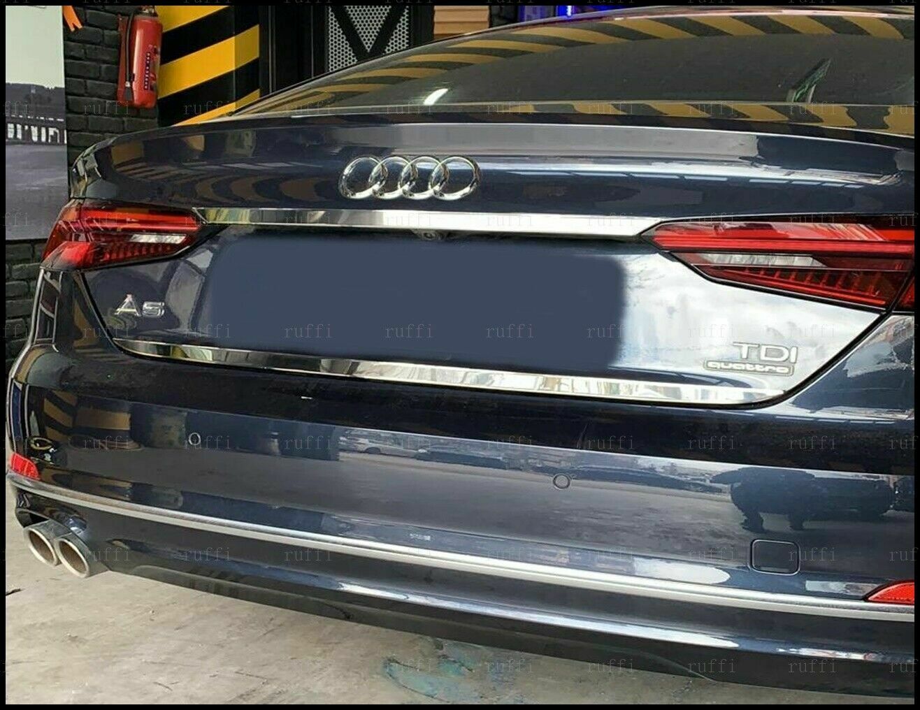 CROMATURA BAGAGLIAIO SUPERIORE AUDI A5 S5 F5 2016+ ACCIAIO INOX ADESIVO 0032 AUTOELEGANCERICAMBI
