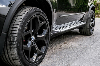 0192 PEDANE LATERALI BMW X5 E70 2006-2013 SOTTOPORTA IN ALLUMINIO AUTOELEGANCERICAMBI