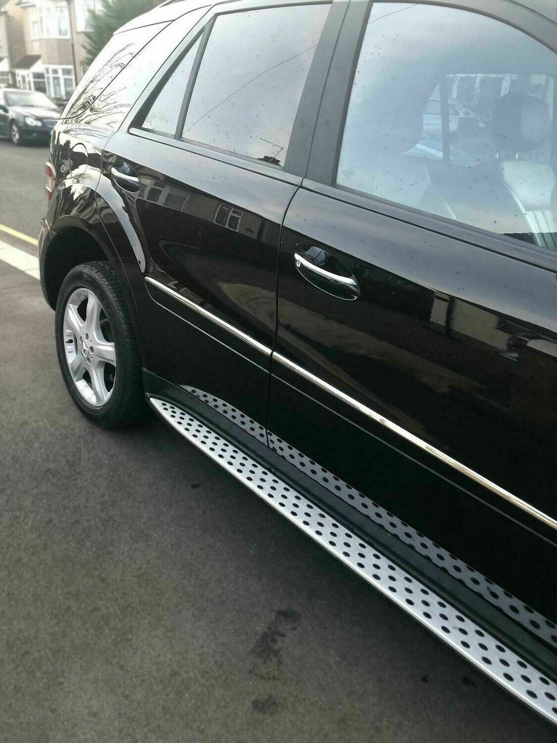 0154 PEDANE LATERALI MERCEDES W164 ML 2005-2012 SOTTOPORTA IN ALLUMINIO AUTOELEGANCERICAMBI