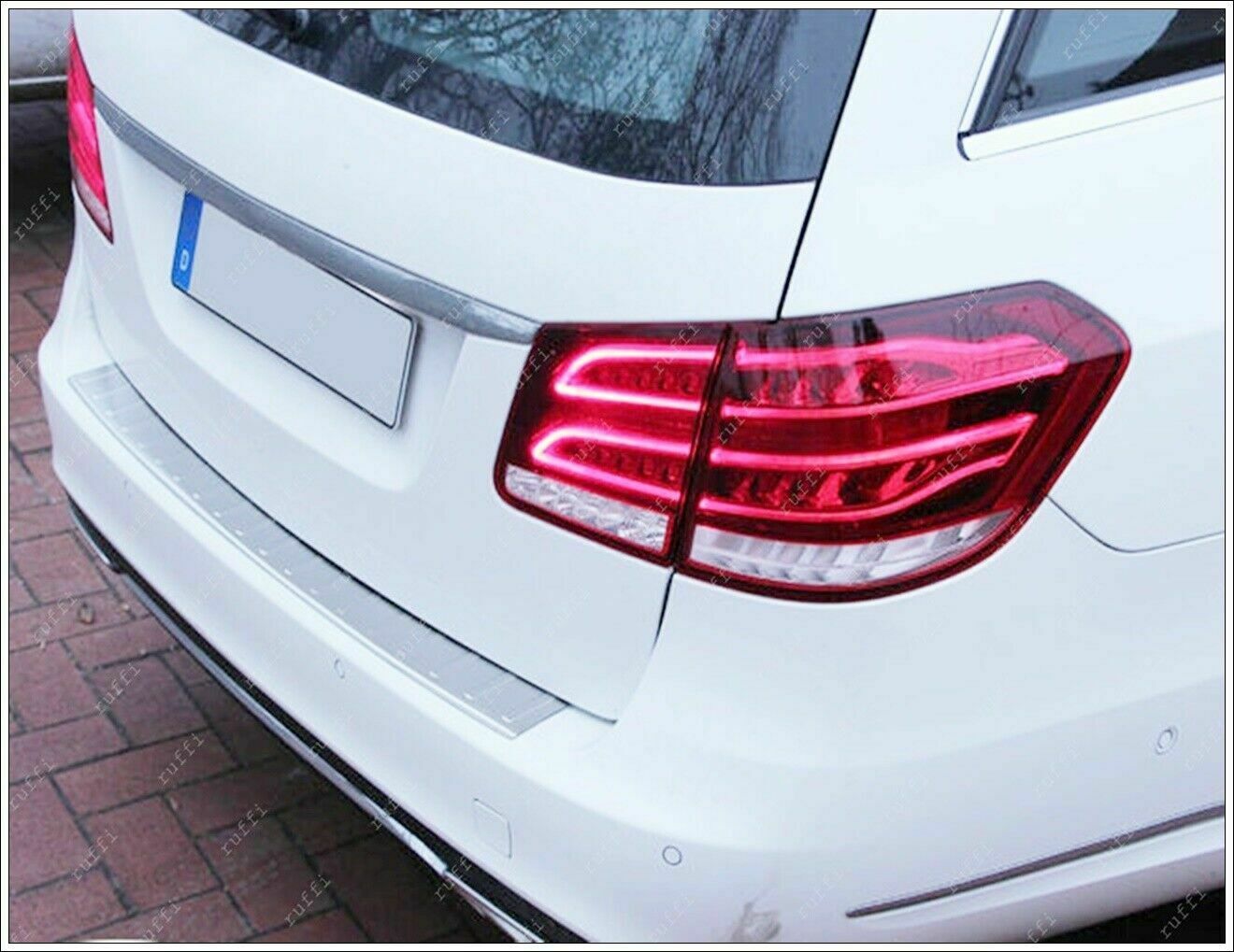 CROMATURA PROTEZIONE PARAURTI POST. MERCEDES E S212 W212 09-16 INOX ADESIVO 0032 AUTOELEGANCERICAMBI