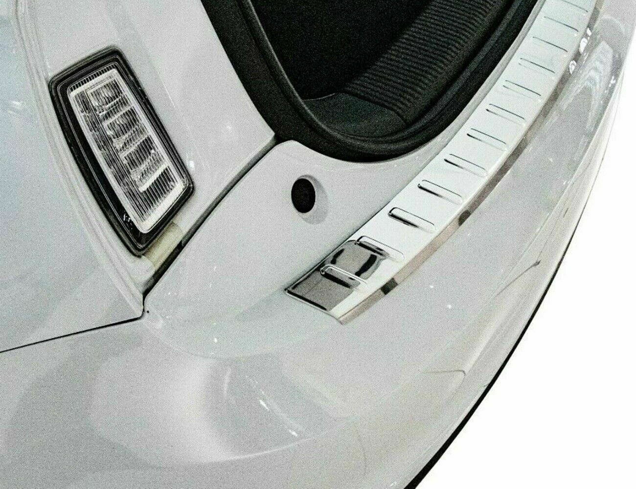 CROMATURA PROTEZIONE PARAURTI POSTERIORE AUDI A1 8X 2010-2018 INOX ADESIVO 0032 AUTOELEGANCERICAMBI