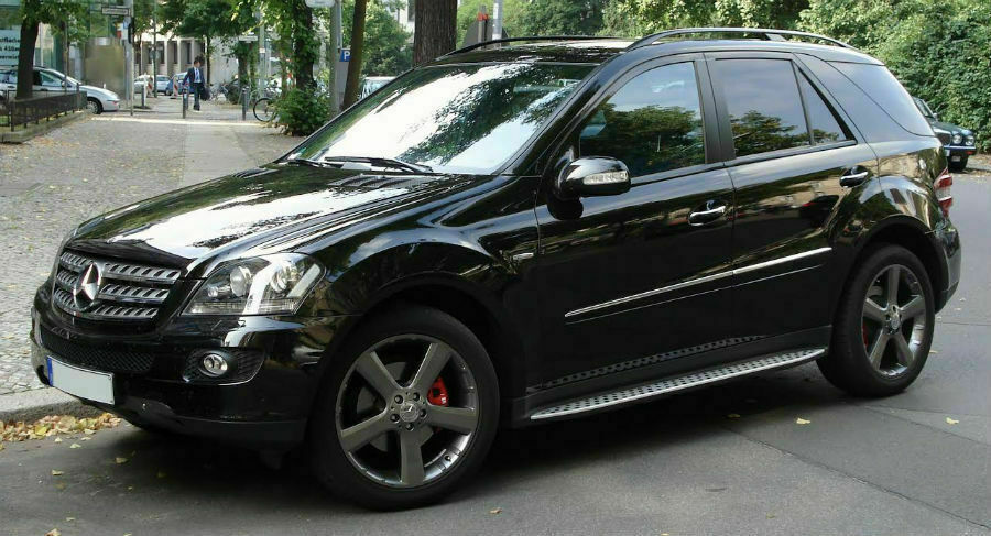 0154 PEDANE LATERALI MERCEDES W164 ML 2005-2012 SOTTOPORTA IN ALLUMINIO AUTOELEGANCERICAMBI