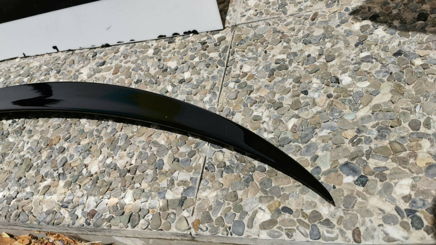 SPOILER POSTERIORE SUL COFANO MERCEDES CLASSE C C205 COUPE LOOK AMG NERO LUCIDO