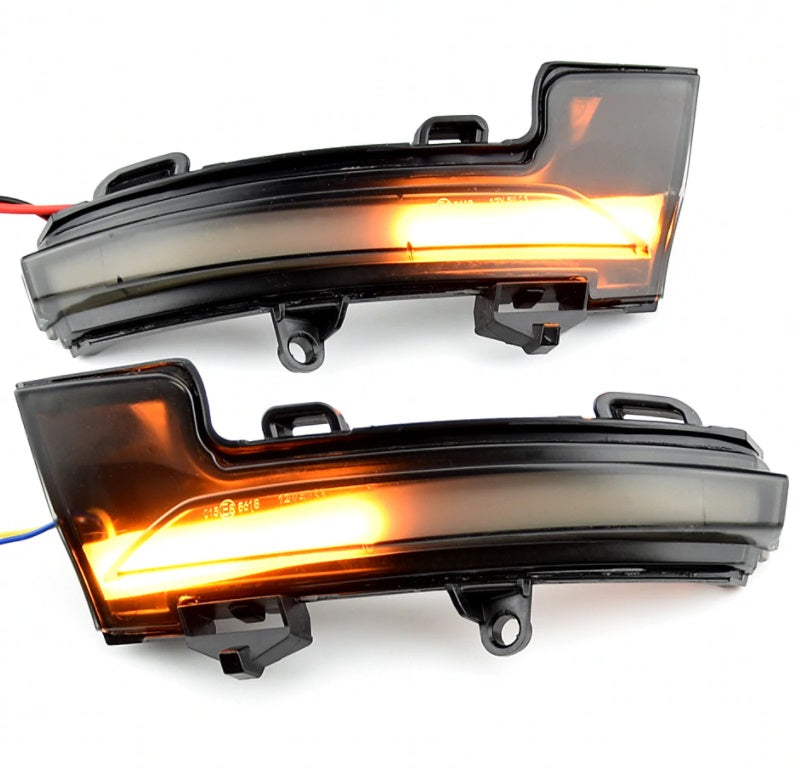 SKODA OCTAVIA III 2012-2016 DYNAMIC LED INDICATORS FOR SLIDING SIDE MIRRORS