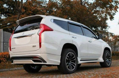 MITSUBISHI PAJERO SPORT 2016+ SPOILER SUL TETTO LOOK SPORTIVO ABS / PLASTIC